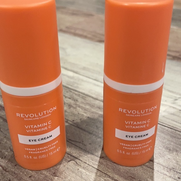 Revolution Vitamin C Eye Cream NEW!! - Picture 1 of 4